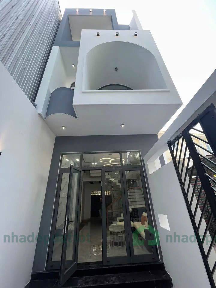 NHÀ 3 TẦNG ĐẸP – TRUNG TÂM ĐƯỜNG TRẦN PHÚ – TP. HUẾ