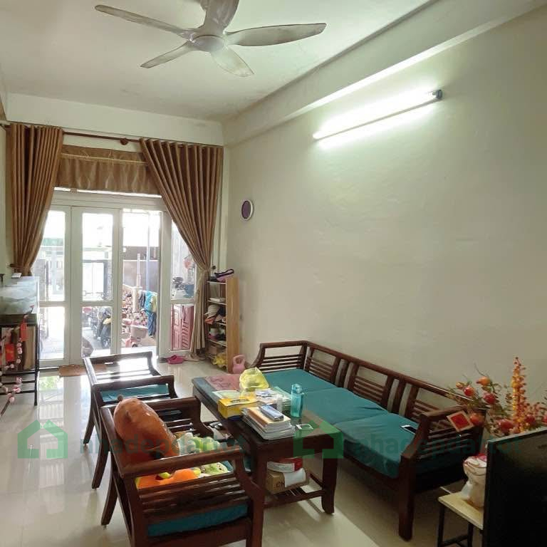Bán nhà 2 tầng 100m2 đường Nguyễn Khoa Chiêm, TP.Huế - giá chỉ 2 tỷ xx