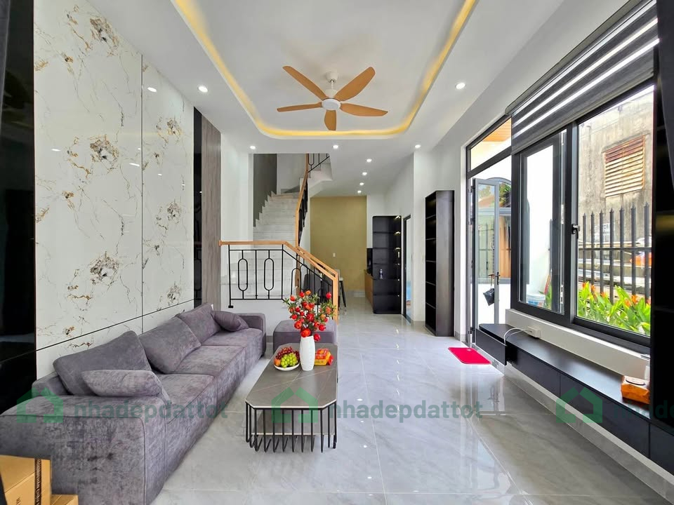 BÁN NHÀ 3 TẦNG MỚI XÂY - FULL NỘI THẤT – KIỆT 168 TÔ HIỆU