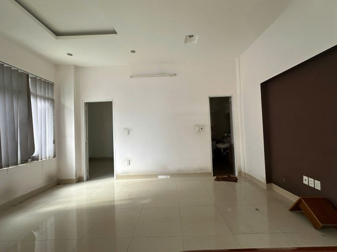 Bán Nhanh Nhà 3 Tầng Nguyễn Công Hoan – Cẩm Lệ, Ngang 8.47m, 4PN – Giá Chỉ 4,55 Tỷ