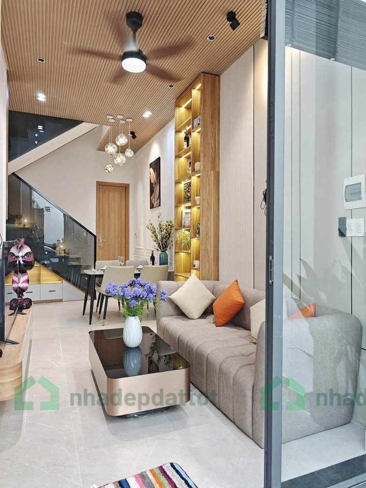 SIÊU PHẨM NHÀ 3 TẦNG BỀ THẾ – KIỆT Ô TÔ 6M TRẦN CAO VÂN