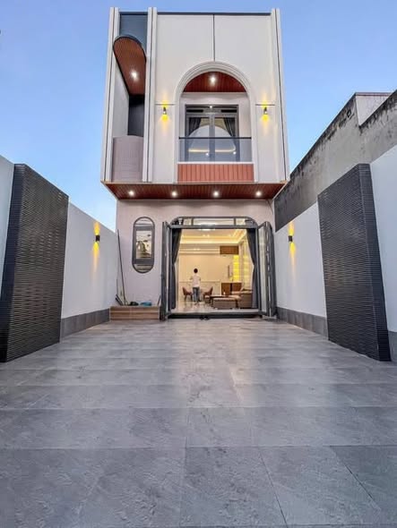 NHÀ 1 TRỆT 1 LẦU – 105m² – Ở NGAY