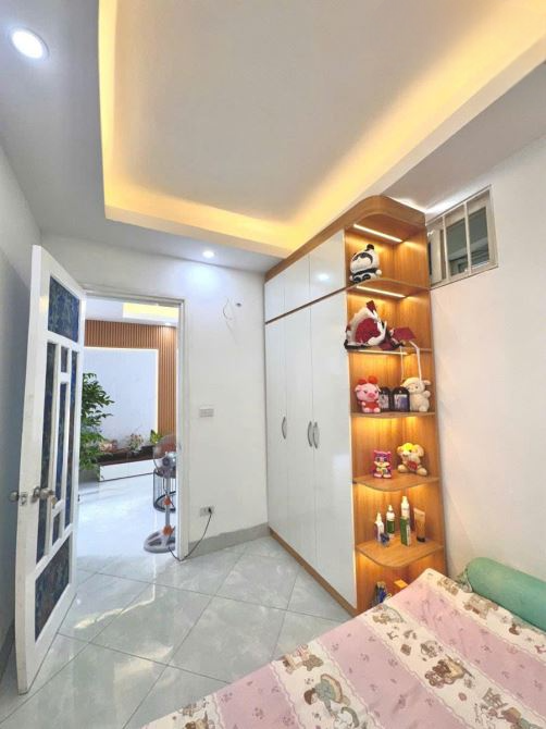 CCMN lõi Đống Đa, hộ khẩu Văn Miếu, 53m2, 2 ngủ, thang máy thoát hiểm đầy đủ chỉ 2.06 tỷ