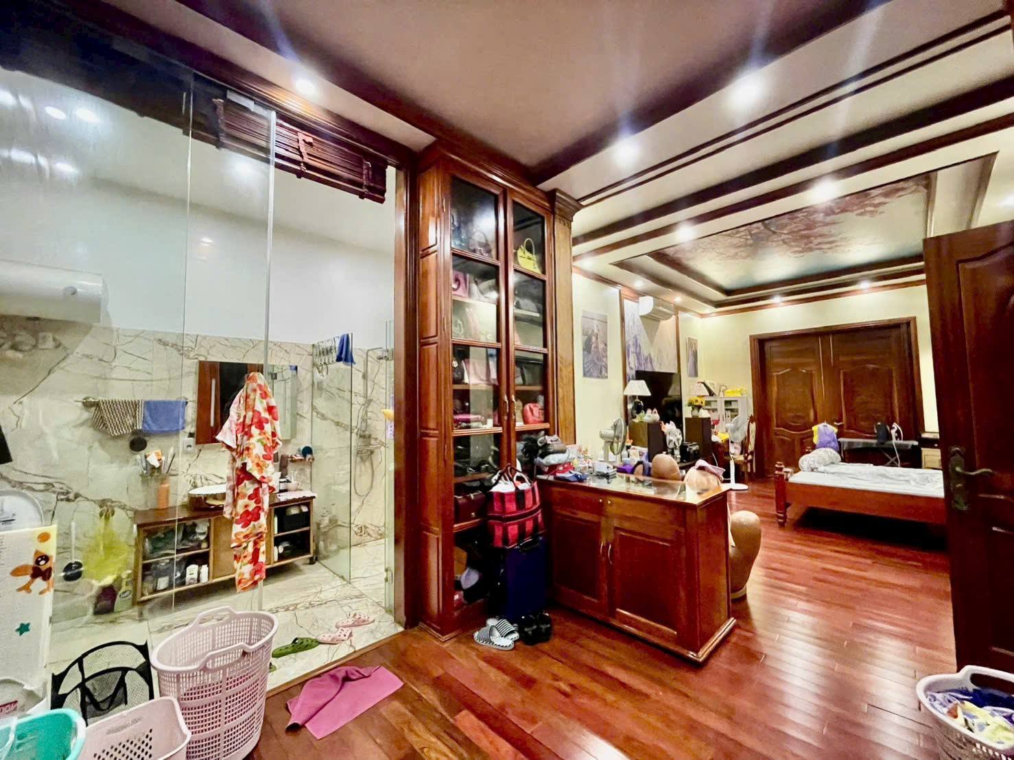 Biệt Phủ Tân Cổ Điển Tuyến 2 Lê Hồng Phong, Hải Phòng – Đẳng Cấp Hiếm Có - 4x Tỷ