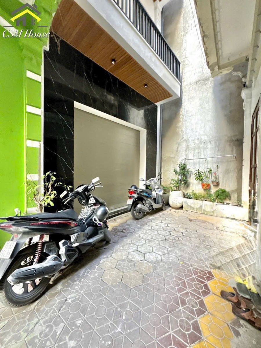 Bán Nhà Ngõ 67 Phố Ngô Gia Tự – 40m² – 3,5 Tầng – Giá 2,8 Tỷ