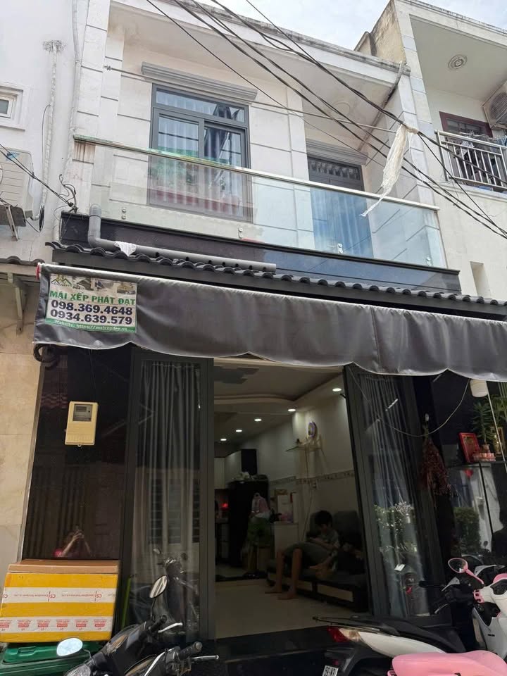 Nhà mới giá tốt - 32m2 - Lê Đình Cẩn,  Tân Tạo, Bình Tân - Giá 3 tỷ 650