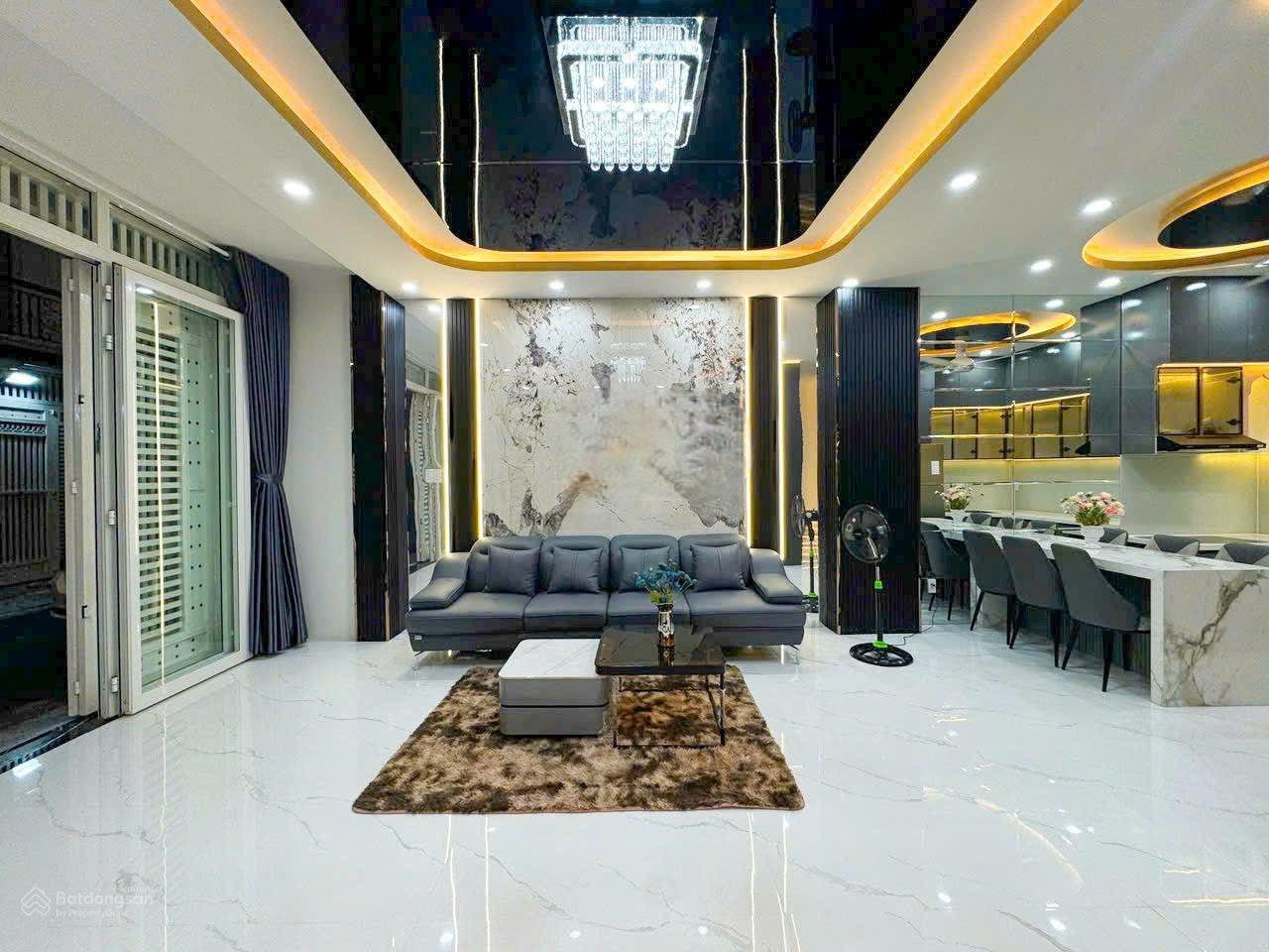 Nhà phố hiện đại mới hoàn thiện đường 7m Huỳnh Thị Đồng - TT Nhà Bè - full nội thất cao cấp