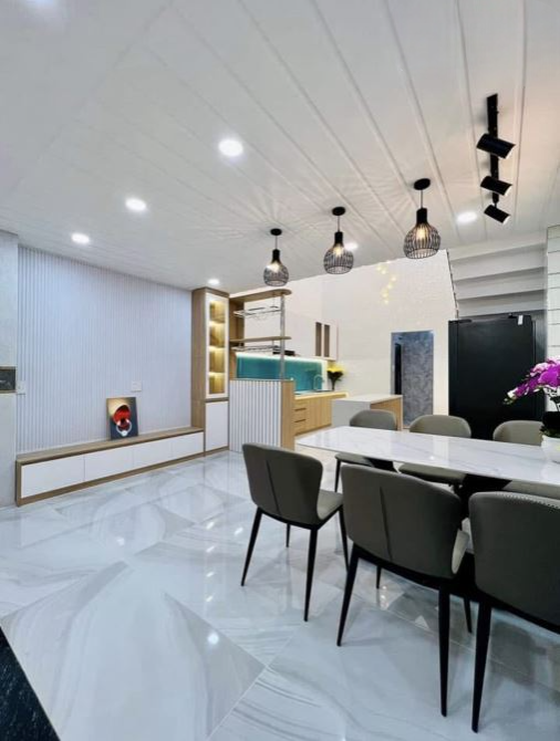 GIẢM SÂU 800TRIỆU!BÁN GẤP NHÀ HOA SỨ,PHÚ NHUẬN-GIÁ:3,89TỶ/63m2(4,5x14m)