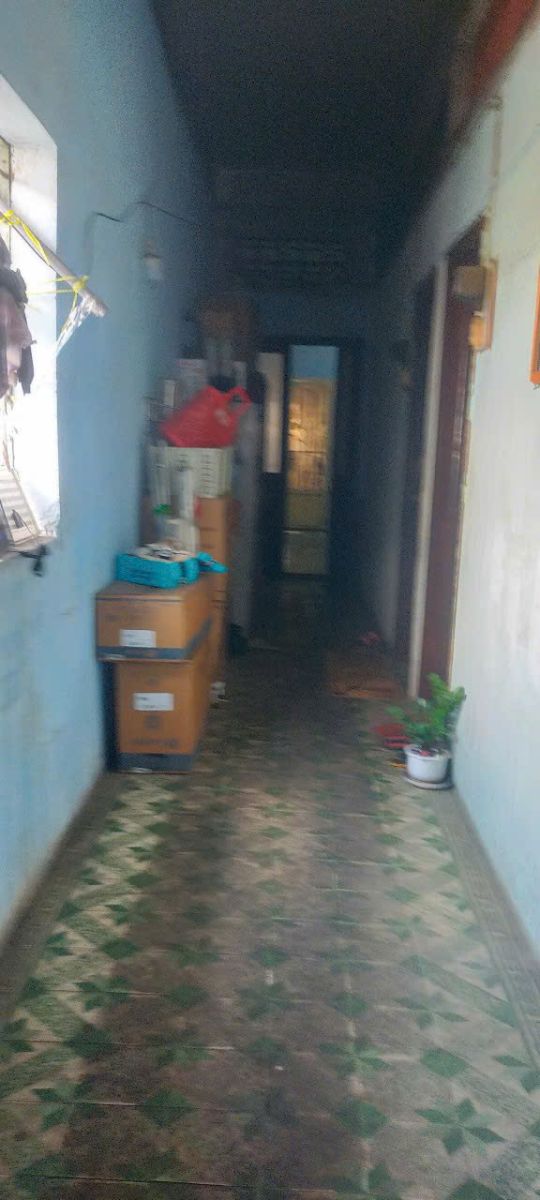 Nhà tập thể 4 lầu - bán lầu 2 - địa chỉ 194 Võ Văn Kiệt phường Bến Thành Quận 1 -  ngang 5, 75 m - dài 29,81m - giá 8 tỷ 1