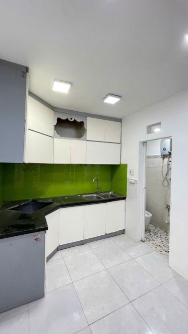 Bán nhà Trần Đình xu Quận 1 gần 20m, 2 tầng vào ở ngay chỉ 3.8 tỷ