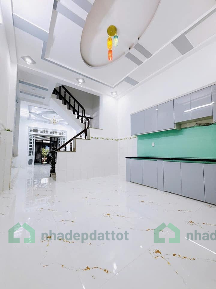 NHÀ 3 TẦNG MỚI – GIÁP GÒ VẤP – Ô TÔ ĐỖ CỬA – SHR HOÀN CÔNG