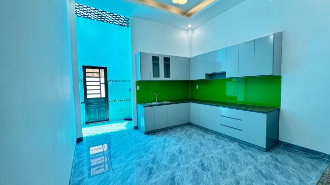 Siêu Hiếm, Nhà 3 tầng 132m2, sân rộng. Đường xe tải ngay Hiệp Thành CiTy