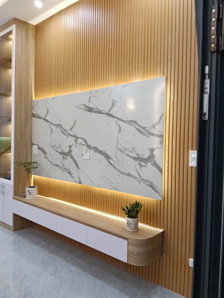 Nhà mới xây 1 trệt 2 lầu, sát Khu Đô Thị Đông Tăng Long – Quận 9