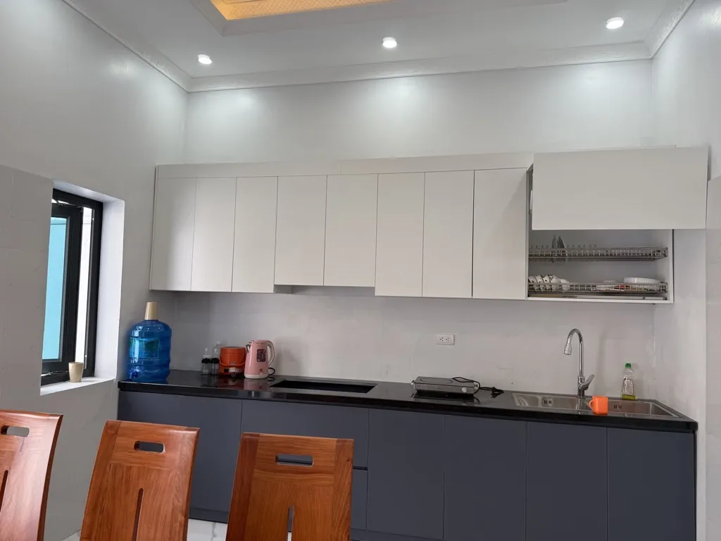 105m, nhỉnh 11 tỷ , nhà 3 tầng dân ngay chu huy mân