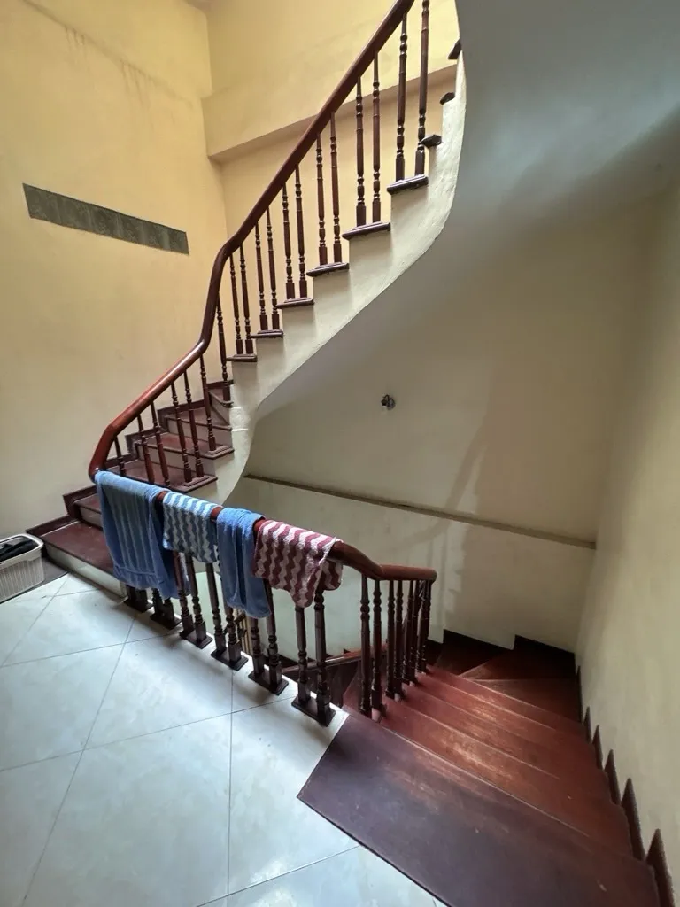 105m, nhỉnh 11 tỷ , nhà 3 tầng dân ngay chu huy mân