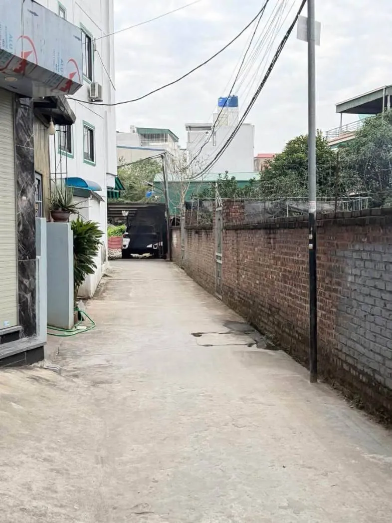 11.5 TỶ NHỈNH NHÀ MỚI HOÀN THIỆN – BÁT KHỐI, LONG BIÊN. DT 50M2/ 6 TẦNG/ THANG MÁY/ MT 4.4M. TRONG TẦM NGẮM CÁC ANH CHỊ TÀI CHÍNH TỐT SĂN TÌM - SỞ HỮU.
HÀNG HIẾM QUẬN LONG BIÊN.
