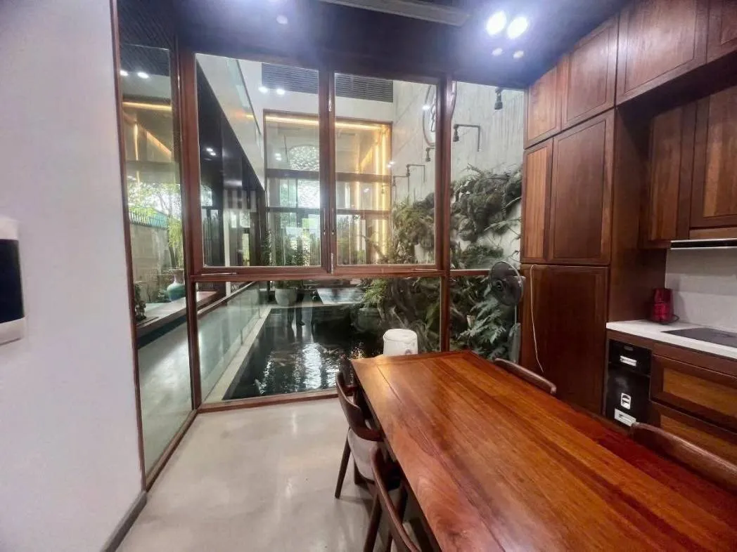 95 TỶ NHỈNH SỞ HỮU BIỆT THỰ NHÀ VƯỜN ĐẲNG CẤP MẶT PHỐ NGỌC THỤY – LONG BIÊN/ DT: 780 M2 (SỔ 590M2)/ 3 TẦNG | MT 17M. TRONG TẦM NGẮM CÁC ĐẠI GIA SĂN TÌM - SỞ HỮU. HÀNG HIẾM QUẬN LONG BIÊN.