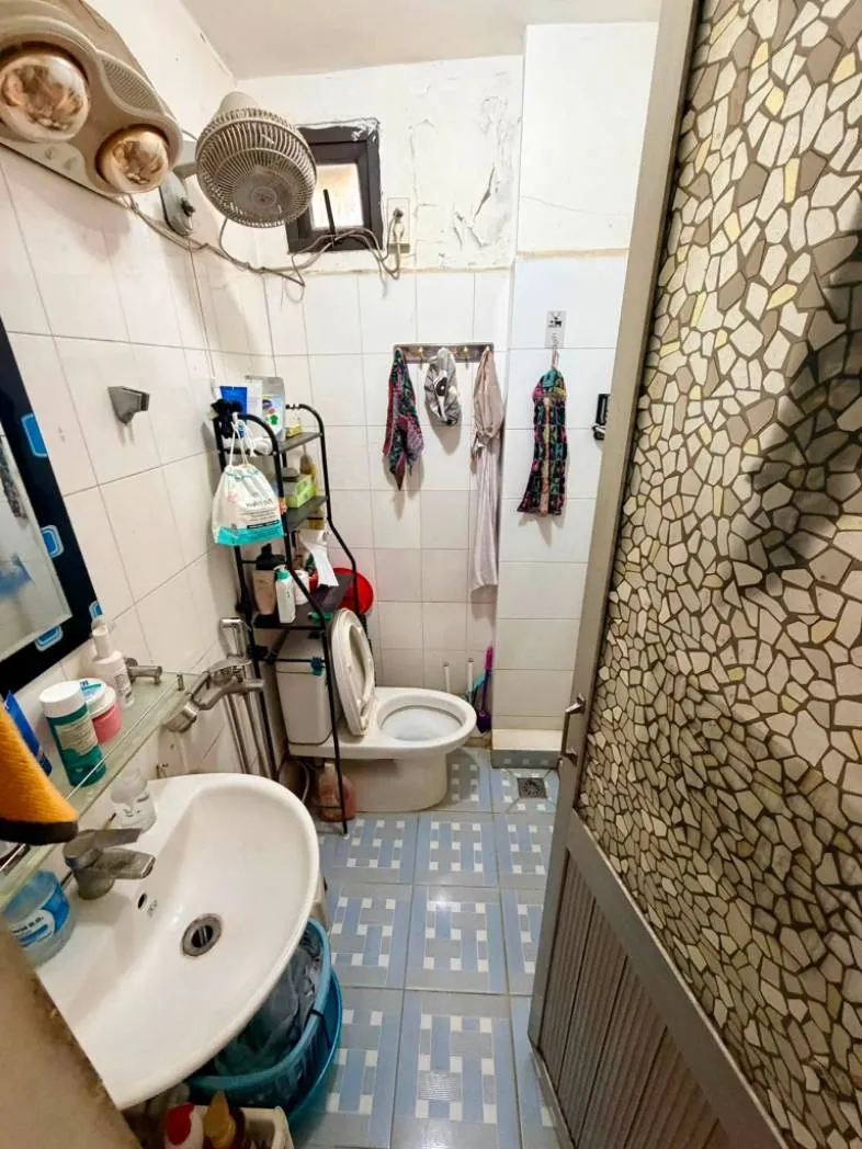 22 TỶ NHỈNH SỞ HỮU NHÀ MẶT PHỐ ĐỒNG CỔ – VỈA HÈ RỘNG – KINH DOANH ĐỈNH – GẦN HỒ TÂY. DT SẤP SỈ: 50M2 - 4 TẦNG - MT: 6.1M. TRONG TẦM NGẮM CÁC ANH CHỊ TÀI CHÍNH TỐT SĂN TÌM - SỞ HỮU.