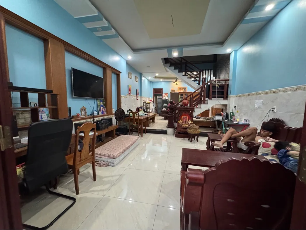 CHO THUÊ NHÀ NGUYÊN CĂN HƠN 85m2 - chỉ 4TR5/ Tháng