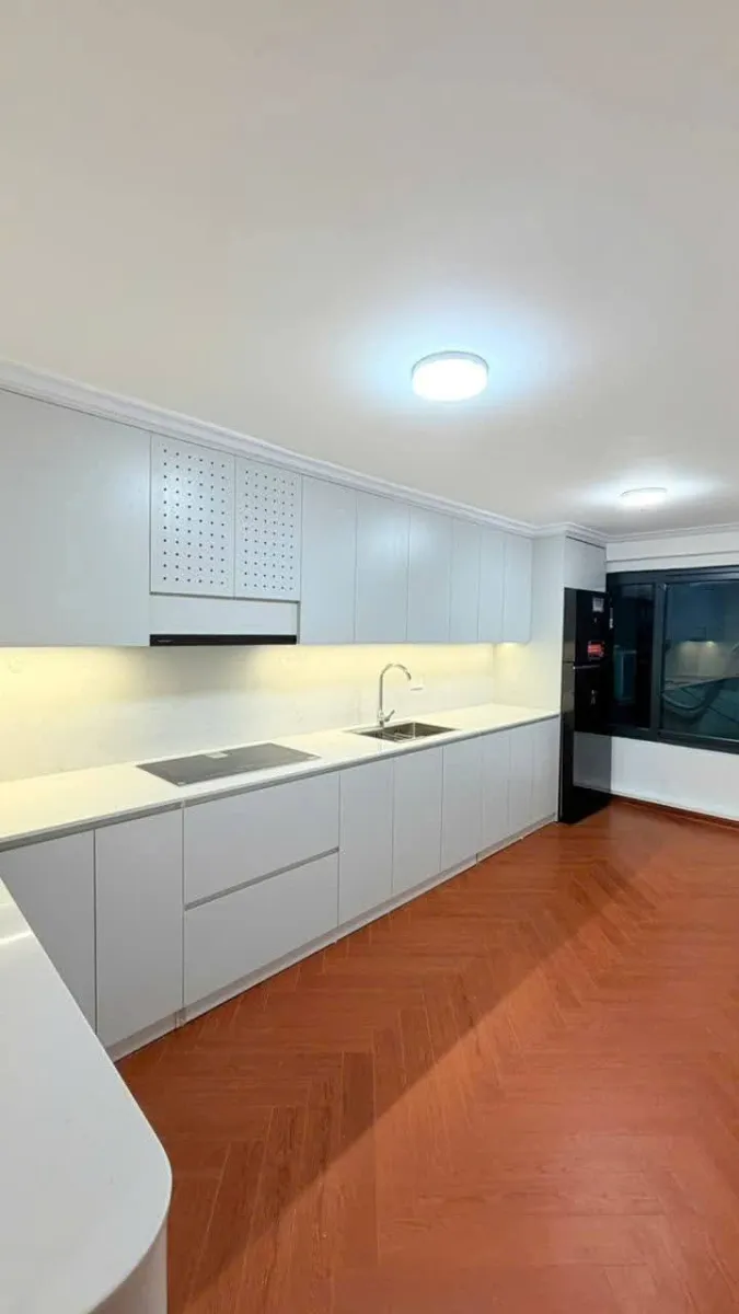 9.7 TỶ NHỈNH SỞ HỮU SIÊU PHẨM HOÀNG HOA THÁM – TÂY HỒ. 40M2/ 5 TẦNG/ THANG MÁY. NHÀ ĐẸP - NGÕ RỘNG CÁCH PHỐ 20M. TRONG TẦM NGẮM CÁC ANH CHỊ CÓ TÀI CHÍNH TỐT SĂN TÌM - SỞ HỮU.

HÀNG HIẾM QUẬN TÂY HỒ.