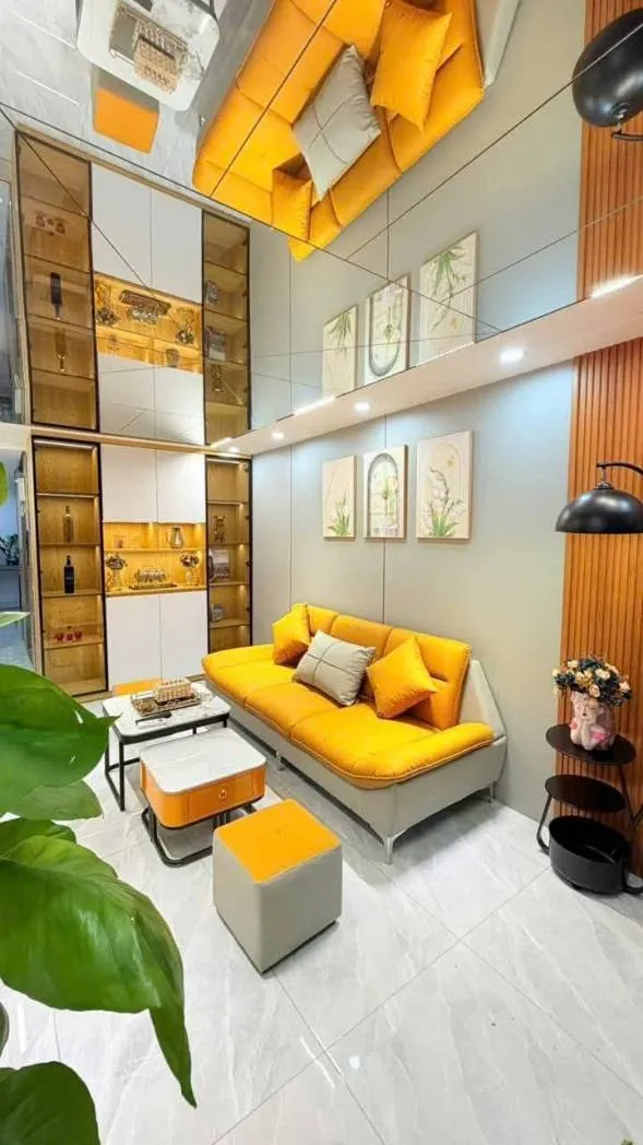 9.7 TỶ NHỈNH SỞ HỮU SIÊU PHẨM HOÀNG HOA THÁM – TÂY HỒ. 40M2/ 5 TẦNG/ THANG MÁY. NHÀ ĐẸP - NGÕ RỘNG CÁCH PHỐ 20M. TRONG TẦM NGẮM CÁC ANH CHỊ CÓ TÀI CHÍNH TỐT SĂN TÌM - SỞ HỮU.

HÀNG HIẾM QUẬN TÂY HỒ.