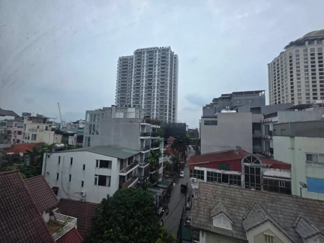 18.8 TỶ NHỈNH SỞ HỮU NHÀ MẶT PHỐ ĐỒNG CỔ – TÂY HỒ/ 50M²/ MT 5M. MẶT PHỐ ĐẸP - VỈA HÈ RỘNG, QUY HOẠCH ỔN ĐỊNH. TRONG TẦM NGẮM ANH CHỊ TÀI CHÍNH TỐT SĂN TÌM - SỞ HỮU.