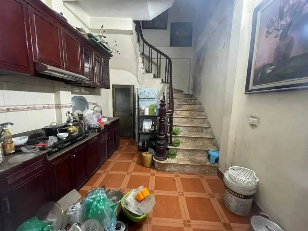 12 TỶ NHỈNH SỞ HỮU NHÀ PHỐ TRÍCH SÀI – TÂY HỒ/ CÁCH HỒ TÂY VÀI BƯỚC/ KHU VIP/ TIỀM NĂNG TĂNG GIÁ . DIỆN TÍCH: 31M2/ 6 TẦNG. TRONG TẦM NGẮM CÁC ANH CHỊ TÀI CHÍNH TỐT SĂN TÌM - SỞ HỮU.
